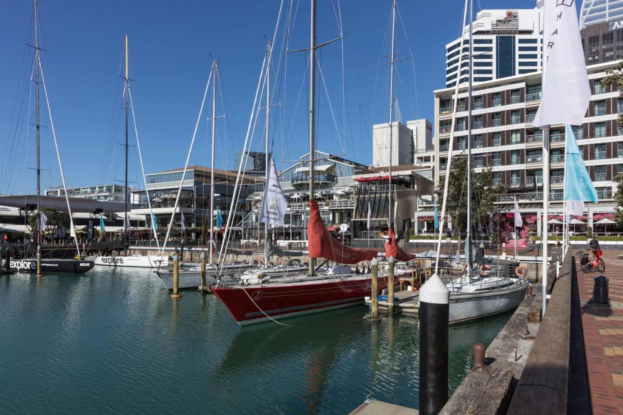 Hotel Qt Auckland Esterno foto The waterfront at the Viaduct Harbour