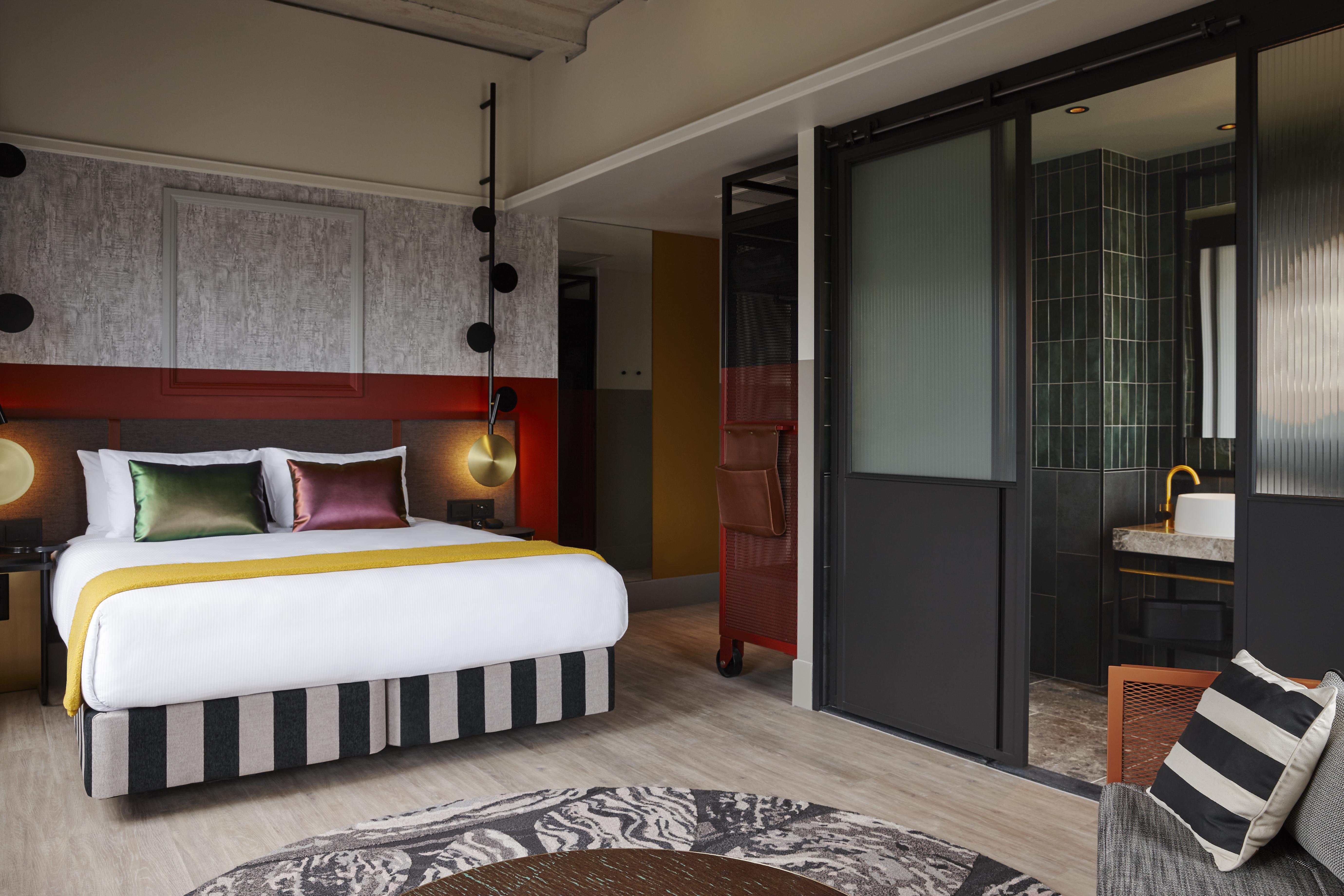 Hotel Qt Auckland Esterno foto A room at the hotel